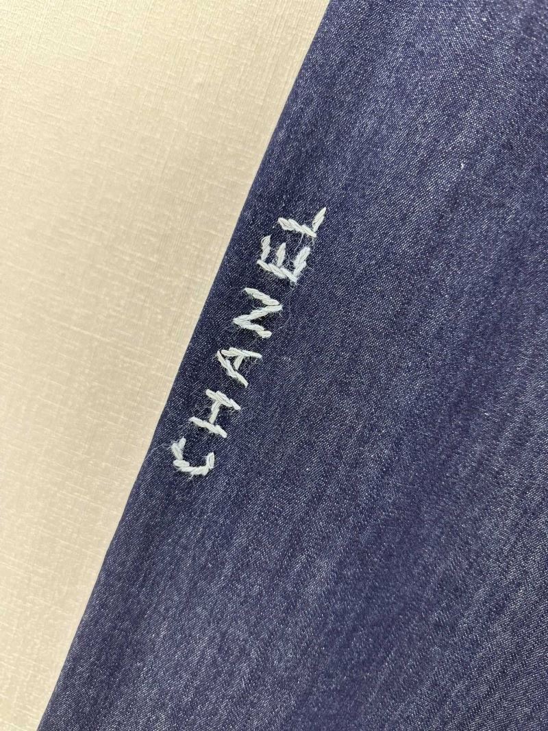 Chanel Jeans